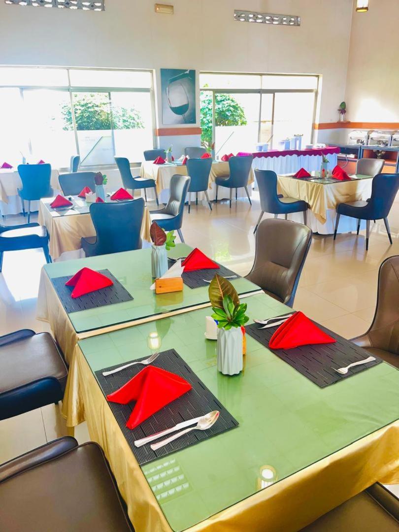 Nobleza Hotel Κιγκάλι Εξωτερικό φωτογραφία
