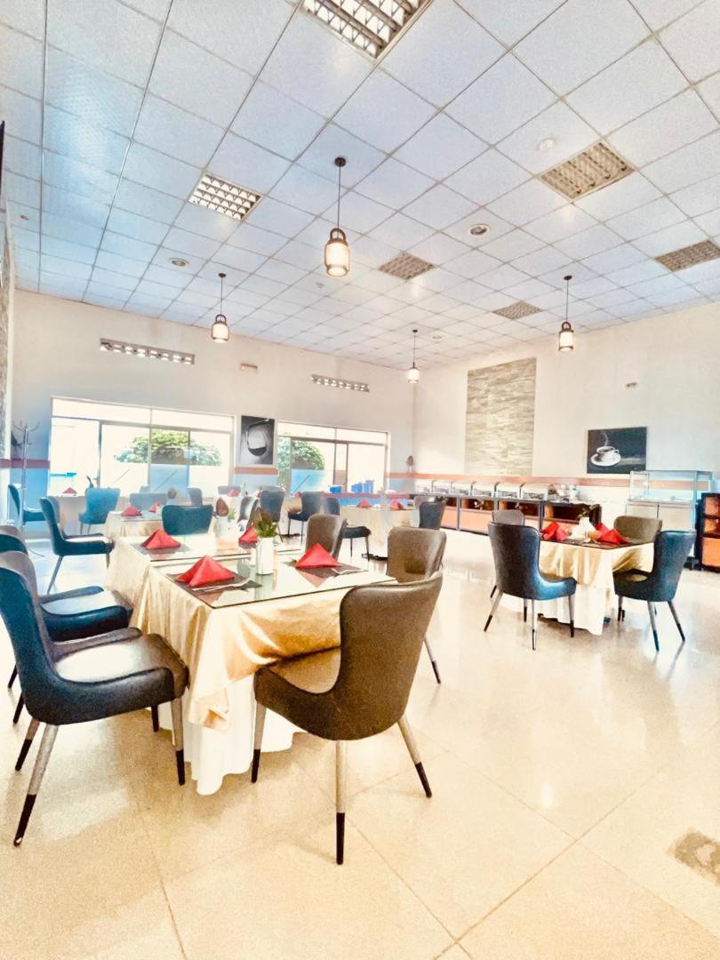Nobleza Hotel Κιγκάλι Εξωτερικό φωτογραφία