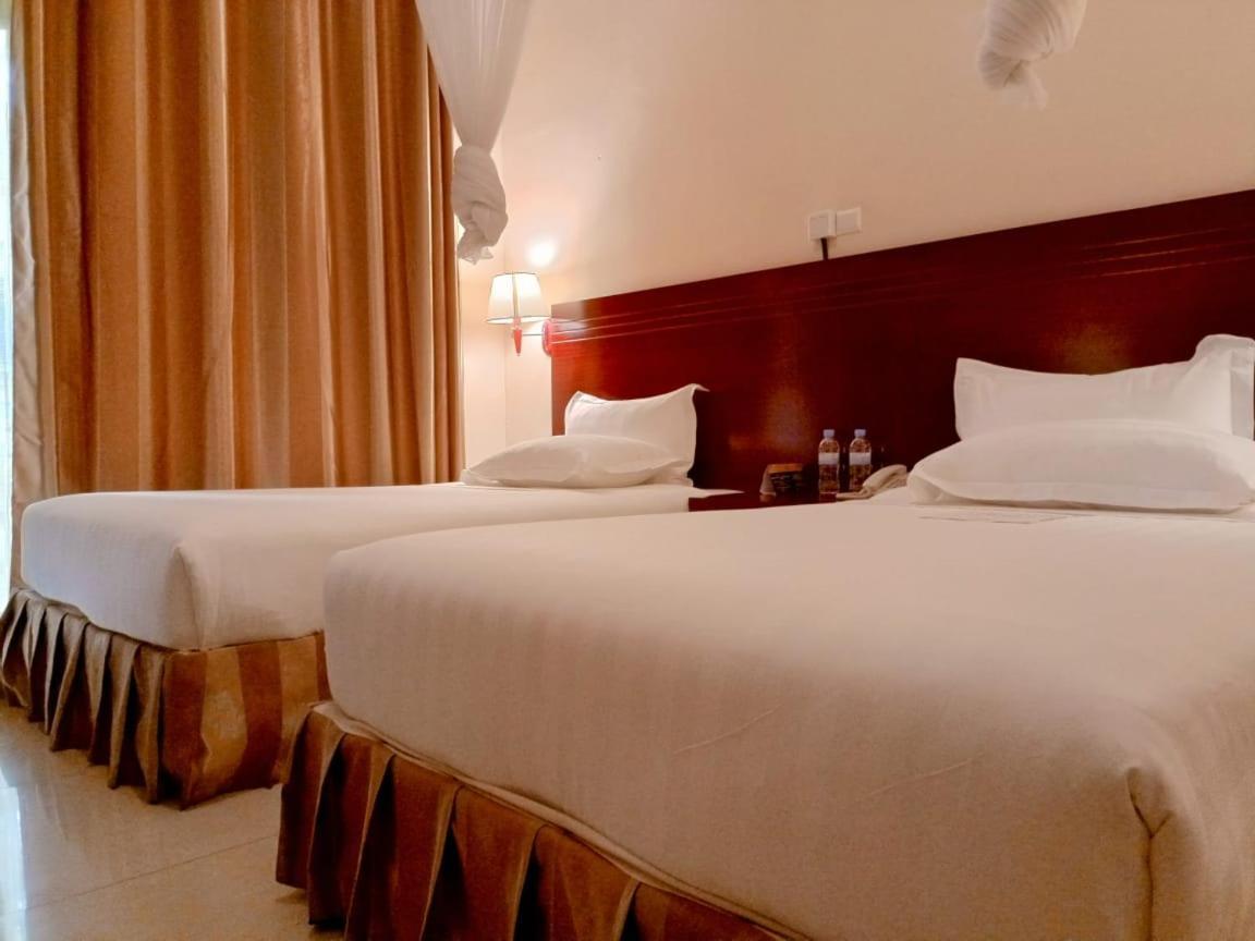 Nobleza Hotel Κιγκάλι Εξωτερικό φωτογραφία